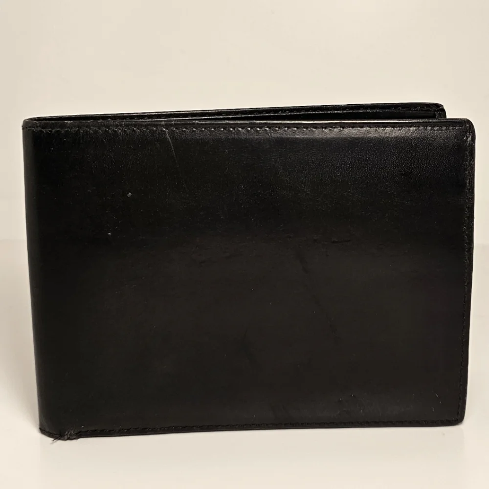 Prada Black Leather Wallet - Mens - Picture 1 of 14